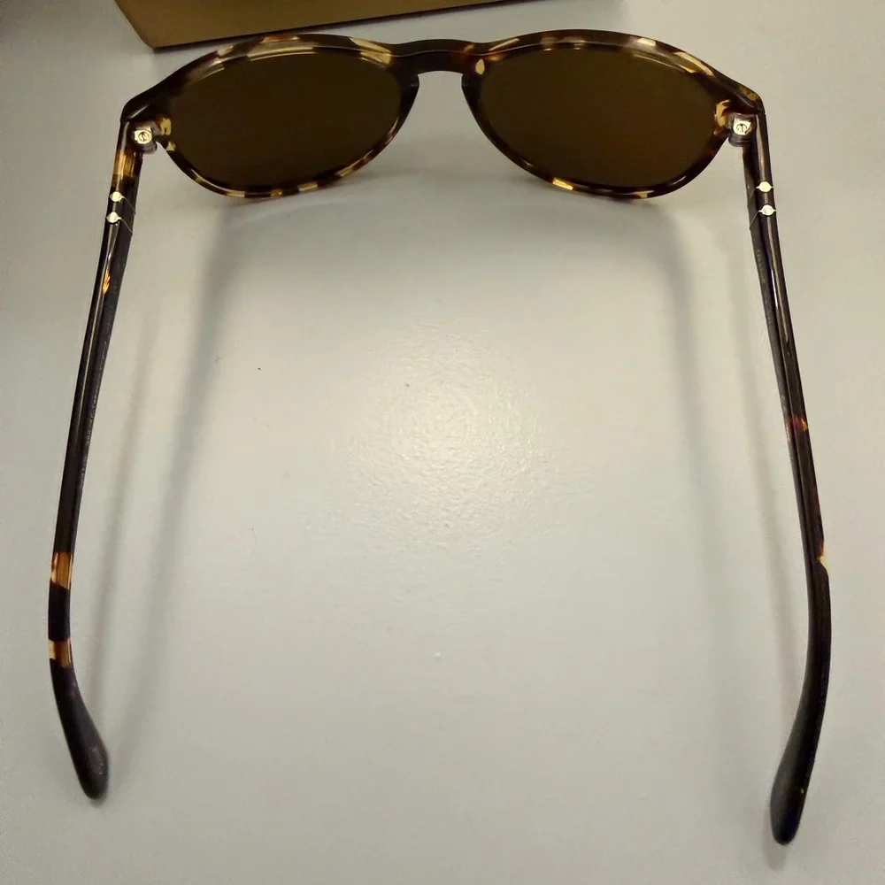 Persol 2931-S Sunglasses Tortoise Frame and Brown Lenses - Picture 3 of 5